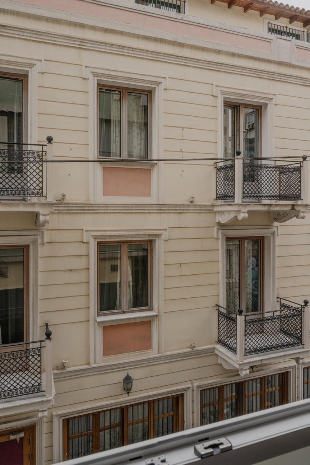 Monastiraki Urban Studio Athena Bagian luar foto